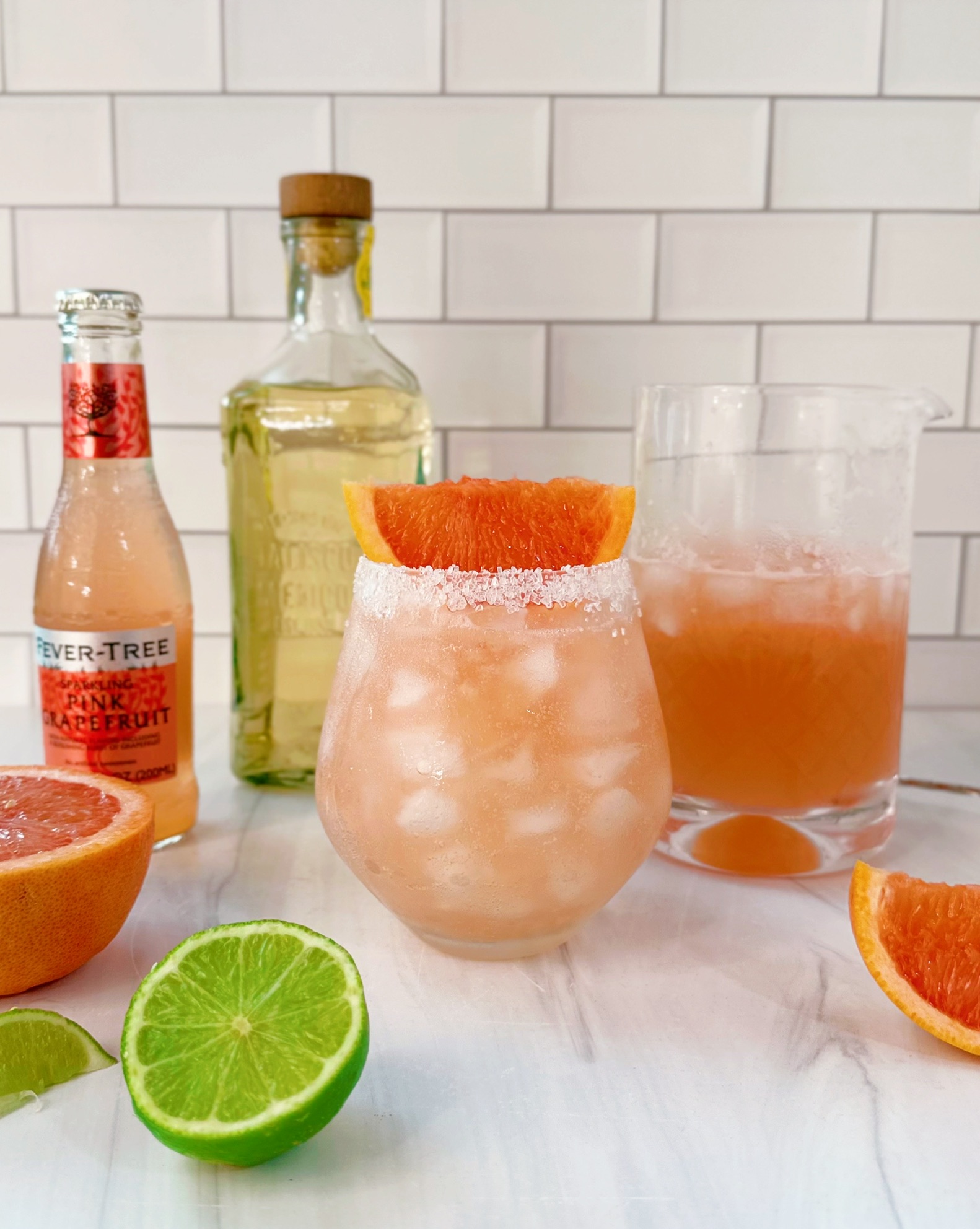 How To Make A Paloma Cocktail